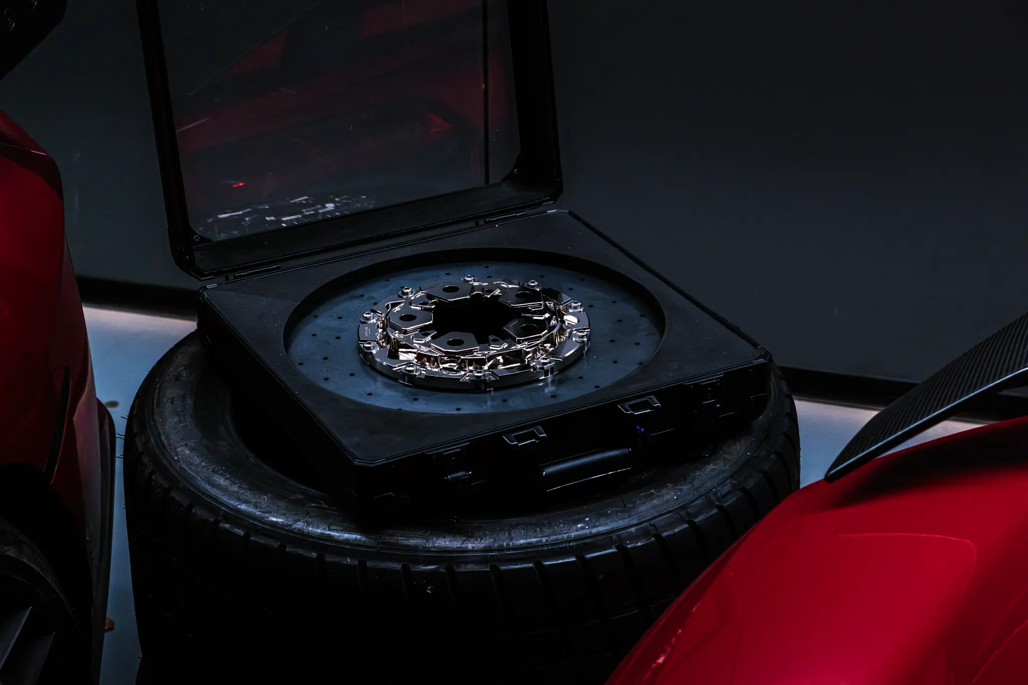 OPUS Carbon Ceramic disc in carrying case